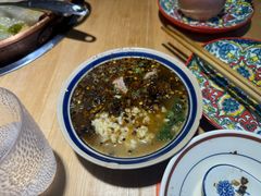 -洱火云南酸菜牛肉火锅(石景山当代商城店)