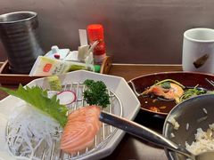 -8PINTS八品脱·日料·烧鸟·精酿小酒馆(莘庄店)