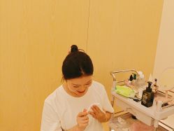 -苑苑vbeauty科技美容SPA