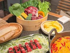 -三出山火锅(南京万象天地店)