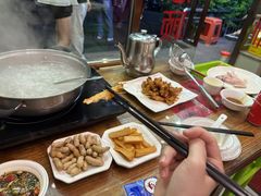 -正能量脆肉鲩火锅