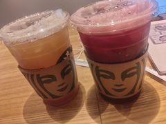 -星巴克臻选(周浦万达店)