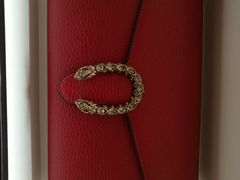 -Gucci(戴高乐机场T 2E)