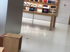 -Apple零售店(玄武湖店)