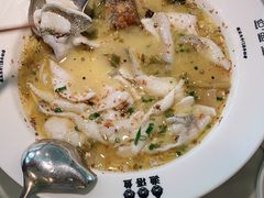 -渔语鱼酸菜鱼新川菜(来福士店)