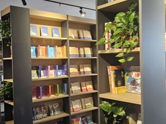 -魔方城市书房(中街益田店)