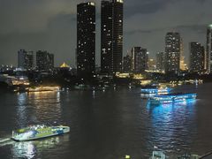 -曼谷湄南河畔华美达广场酒店