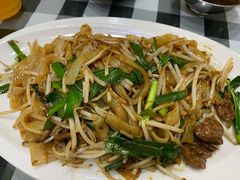 干炒牛河-广东粤秀餐馆(佳家花园小区店)