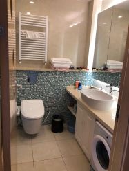 -海豚湾高端月子会所(黄浦店)