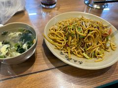 -亮亮面馆(经六路店)