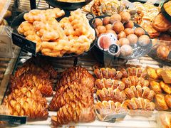 法式甜甜卷-罗森尼娜(德思勤店)