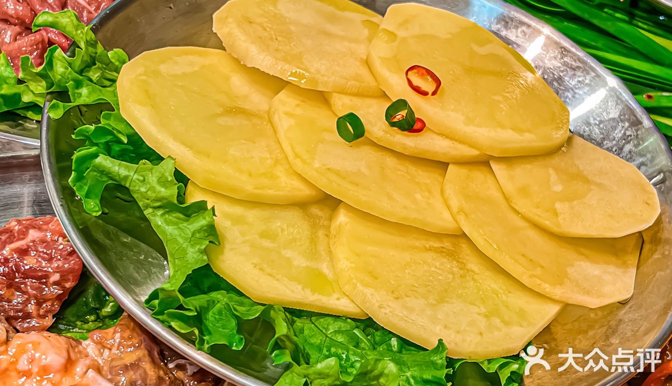 沈阳美食|胡同里烤肉店🆘老式泥炉烟熏味十足‼️
