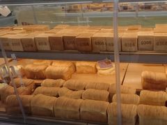 -红星前进面包牛奶公司(君太店)