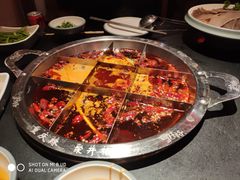 -井格重庆火锅(西直门凯德Mall店)