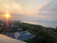 -三亚湾海居铂尔曼度假酒店