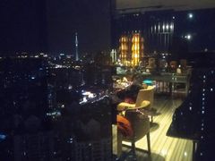 -唐拉雅秀酒店-西锦汇空中BBQ·思创餐厅