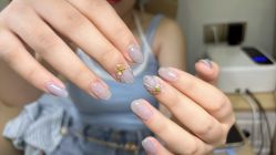 -阿噶西美甲美睫