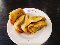 鲜肉锅贴-共和春(甘泉路店)