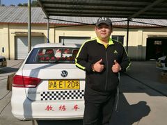 -万国驾校