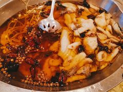 水煮份鱼-鑫巴蜀小镇 · 水煮鱼专研店(玉桥店)