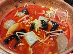 -成都你六姐·牛肉冒菜(上海陆悦汇店)