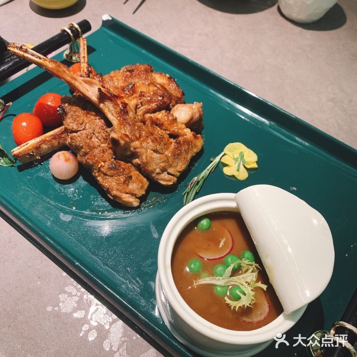 古仓餐厅·创意菜(深港亚太中心店)烟熏法式羊排图片