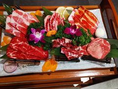 -明洞阿姨·韩式酱蟹烤肉·创意料理(三元桥店)