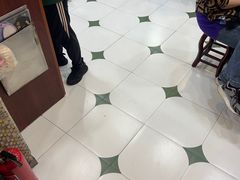 -广信牛奶甜品世家(台东店)