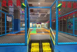 -探奇乐园蹦床公园(日月广场店)