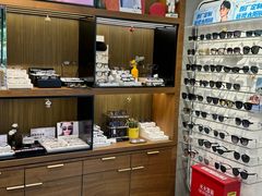 -一代眼镜·蔡司配镜(浦东大拇指广场店)