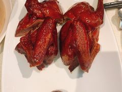 脆皮烧顶鸽-御宝轩(益丰·外滩源店)