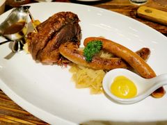 -1886德国汽车餐厅(外滩十六铺码头店)