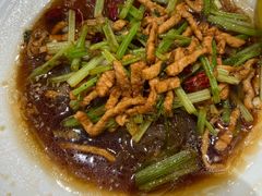 -郑享吃烧烤烩面(红专路店)