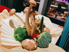 蔬菜拼盘-煲宫猪肚鸡(晶品店)