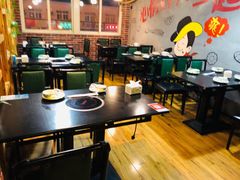 大堂-阿明烧烤·烤鱼·小龙虾(水清路店)