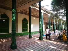 -艾提尕尔清真寺