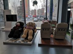 -长春友驰奔驰4S店(东风大街店)