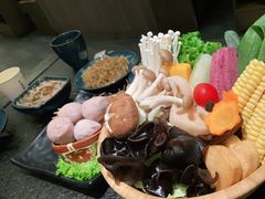 -湊湊火锅·茶憩(打浦桥日月光店)