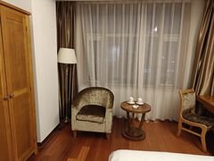 -青岛海都大酒店(黄岛金沙滩井冈山路地铁站店)