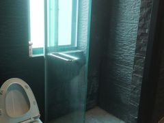洗浴更衣室-NRG 健身私教CLUB(云山路店)