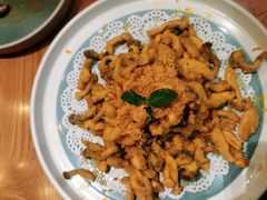 咸蛋黄焗双菇-薇酌饮·陕西菜(南门外店)