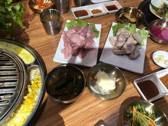 -弘益铭家九炙社韩国烤肉料理(尚美店)