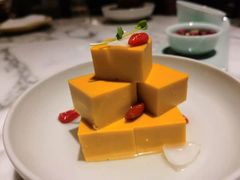 蜜汁莲子贝贝瓜-湖滨28中餐厅·西湖宴·杭州君悦酒店