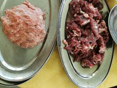 -五洞培记山庄·鲜牛肉火锅