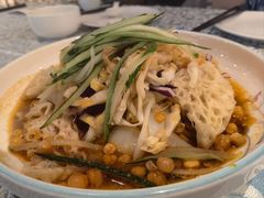 石河子凉皮-巴扎美食·新疆菜·西域歌舞表演餐厅(新疆大厦店)