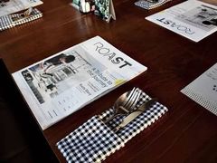 -ROAST coffee & eatery