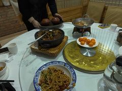 -鄱阳湖·江西小炒·瓦罐煨汤(五道口店)