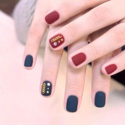 -Pink You美甲美睫纹绣定制中心