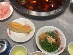 -忘情水鱼头·鲜鱼火锅(滨江中路店)
