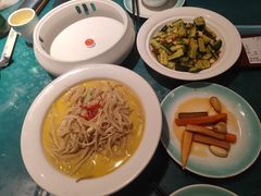 -呷湘厨·鱼汤捞饭·剁椒鱼头·辣椒炒肉(国家会展中心店)